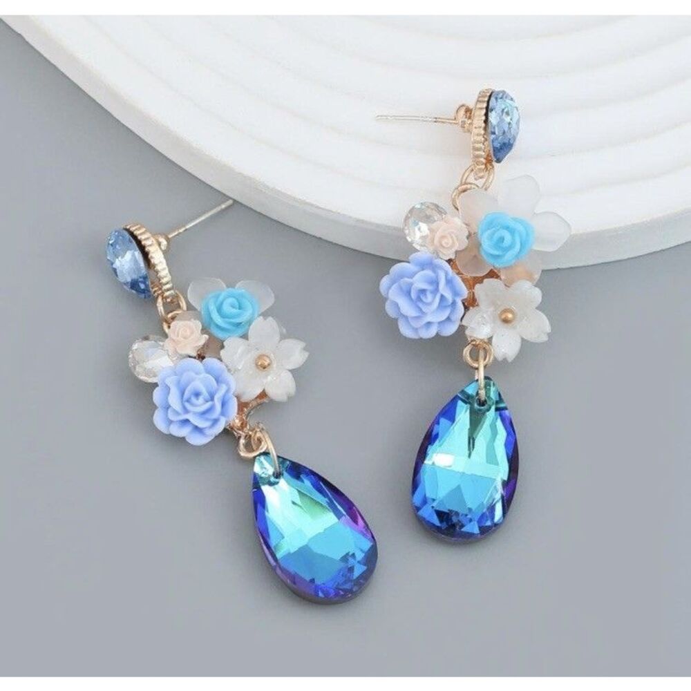 Rachel Parcell Blue Floral Crystal Drop Fashion Earrings